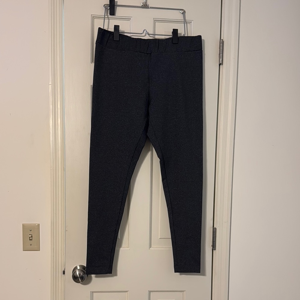 Women’s dark gray pants